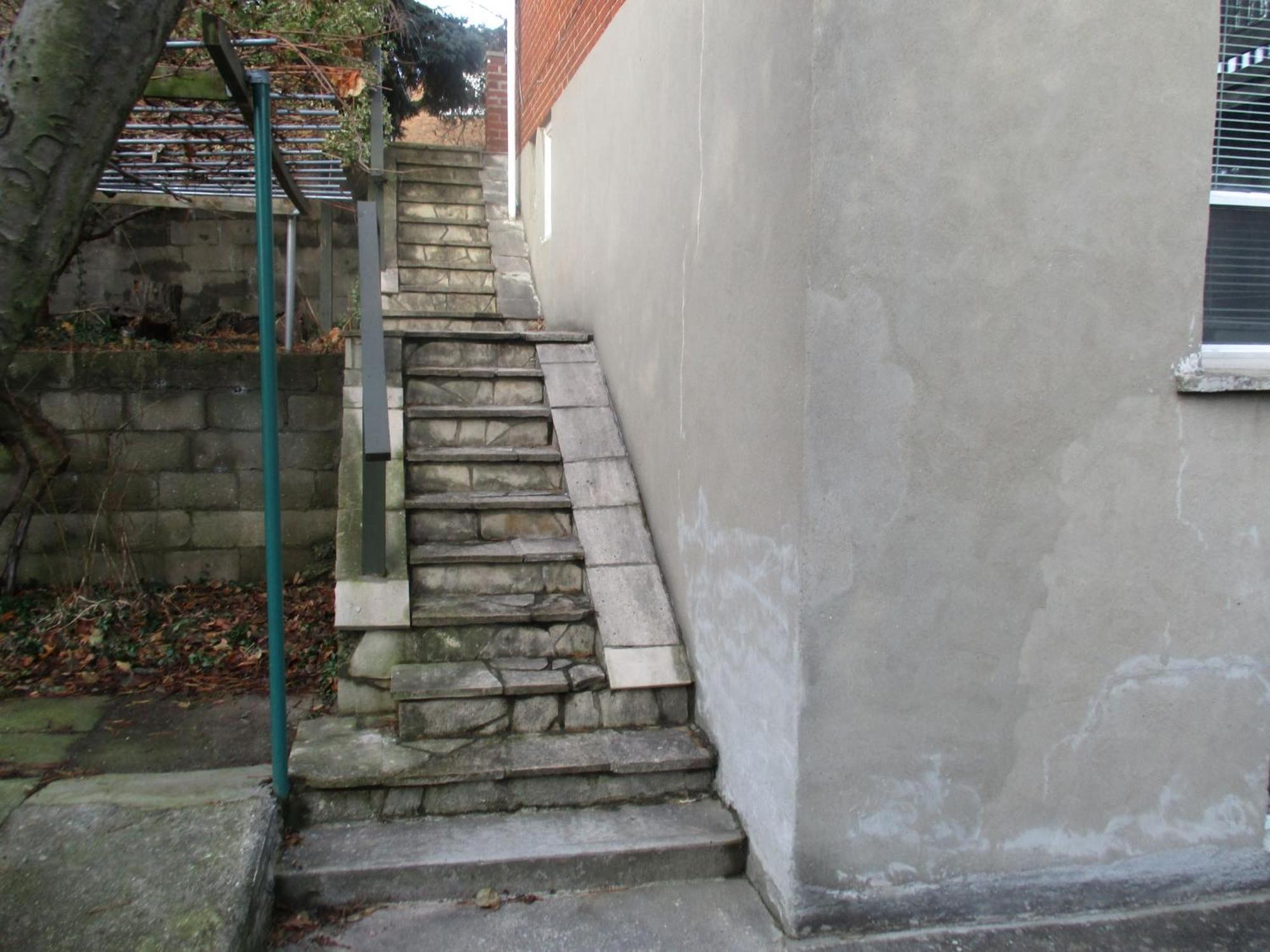 High Park Single Room With Personal Washroom And Kitchen 토론토 외부 사진
